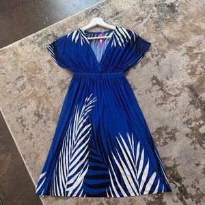 Pre-Owned Christina Love Blue & White Crossover V-Neck Dress Size Small
